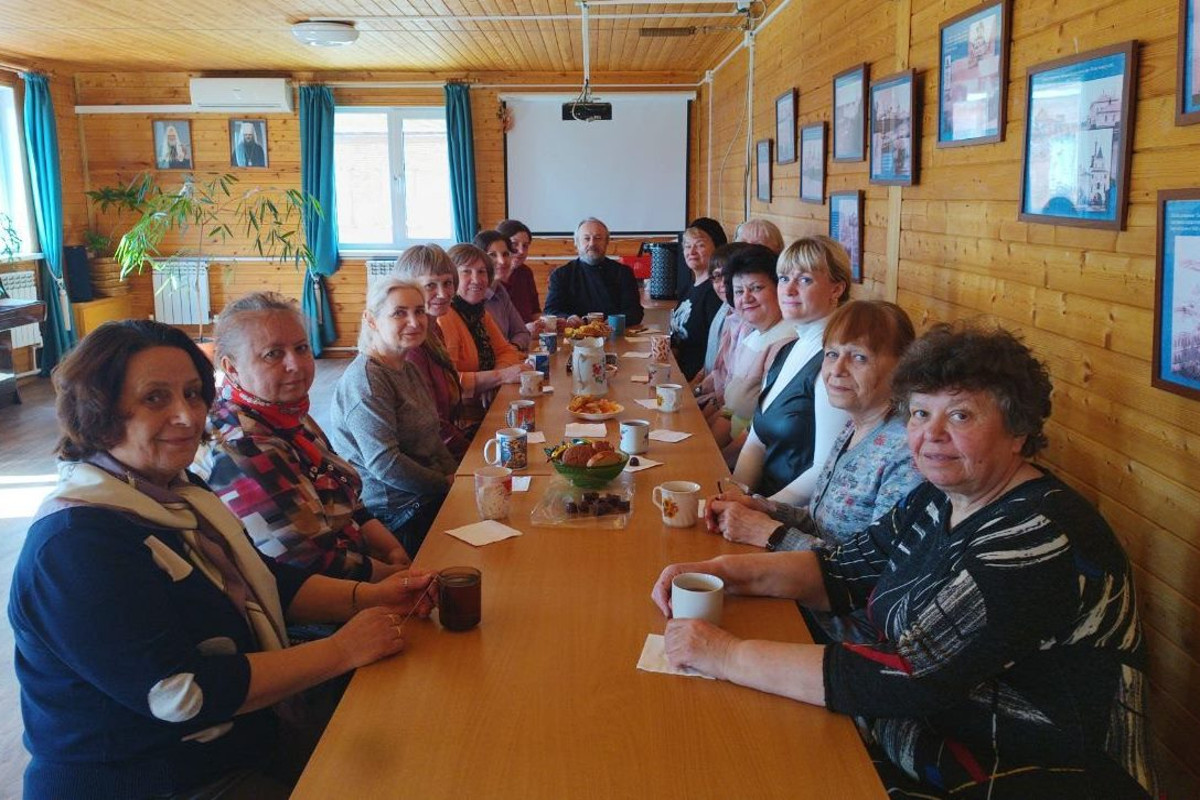 В Тверской области женщины поговорили о суевериях