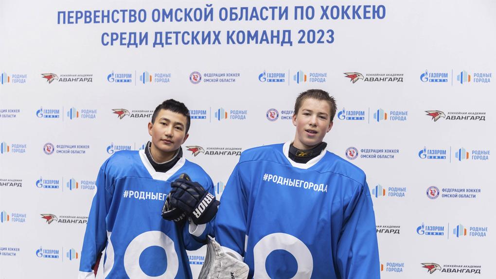 Среди болельщиков юных хоккеистов Омска разыграют клубные джерси Авангарда