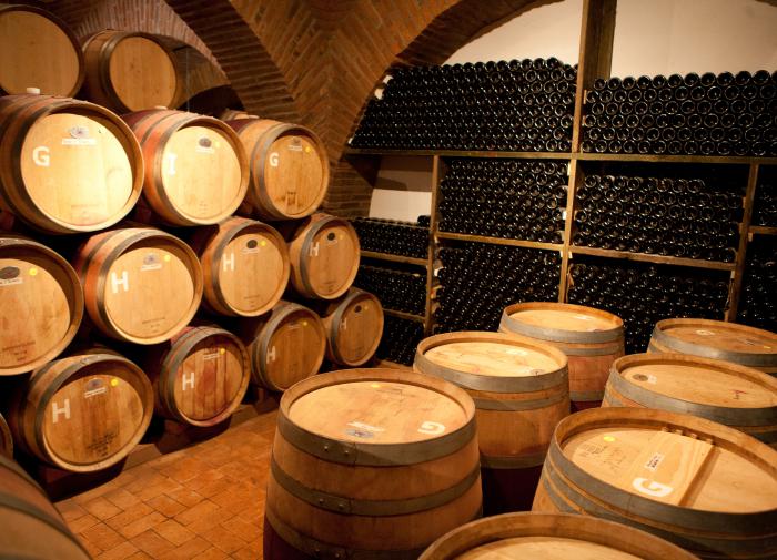 Италия стала главным экспортером вина в Россию среди европейских стран